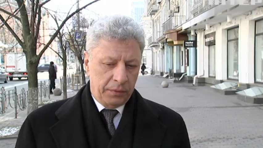 Юрій Бойко вимагає від влади соцгарантій для лікарів