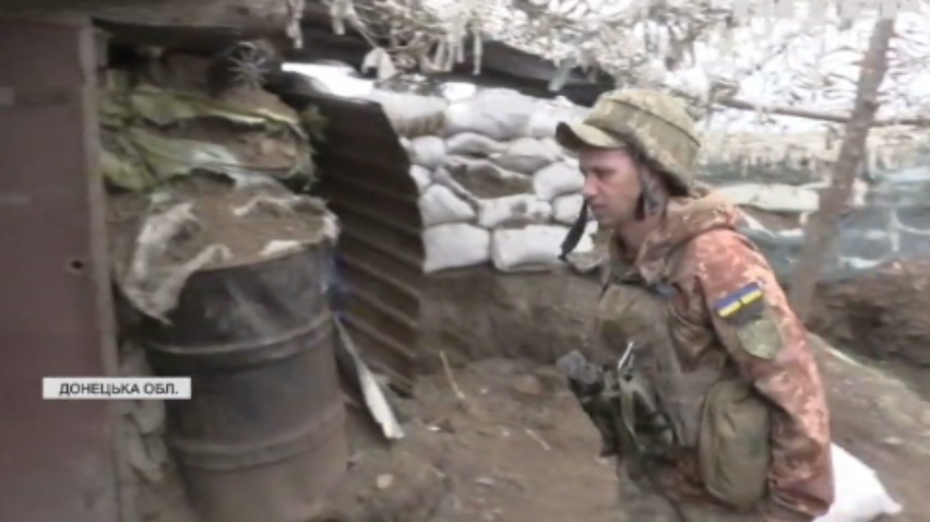 На Донбасі українські військові тренуються у тактичній медицині