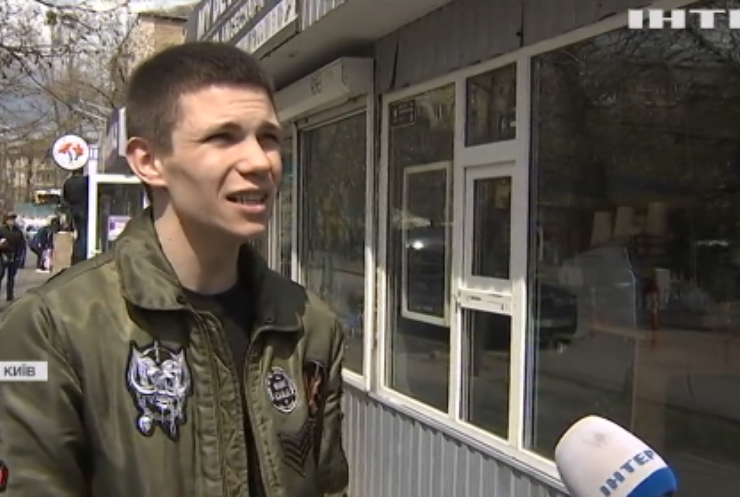 Демонтаж МАФів у Києві: підприємці побилися з поліцією