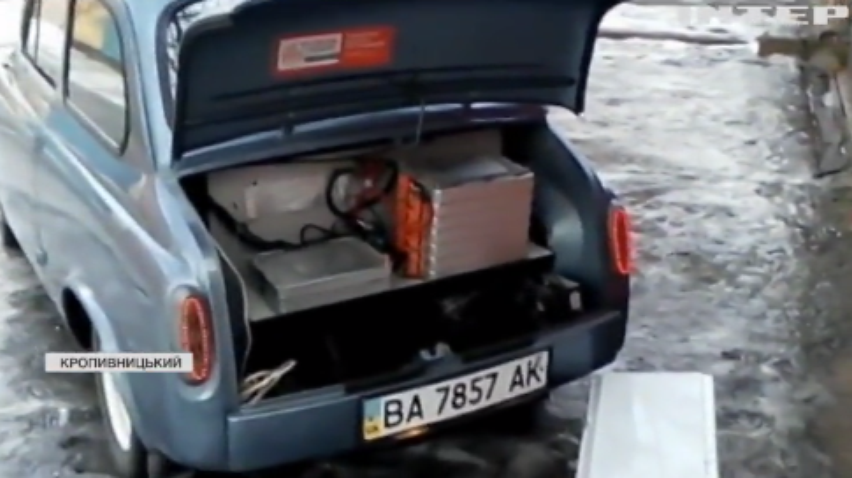 Втілив мрію у життя: у Кропивницькому авто-механік зробив електро-кар із "Запорожця"