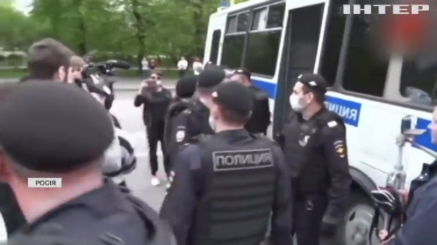 Мітинг у Москві: затримали близько 30 людей