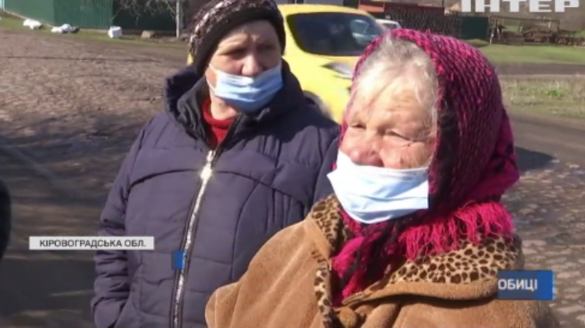 Селяни проти далекобійників: на Кіровоградщині повстали жителі