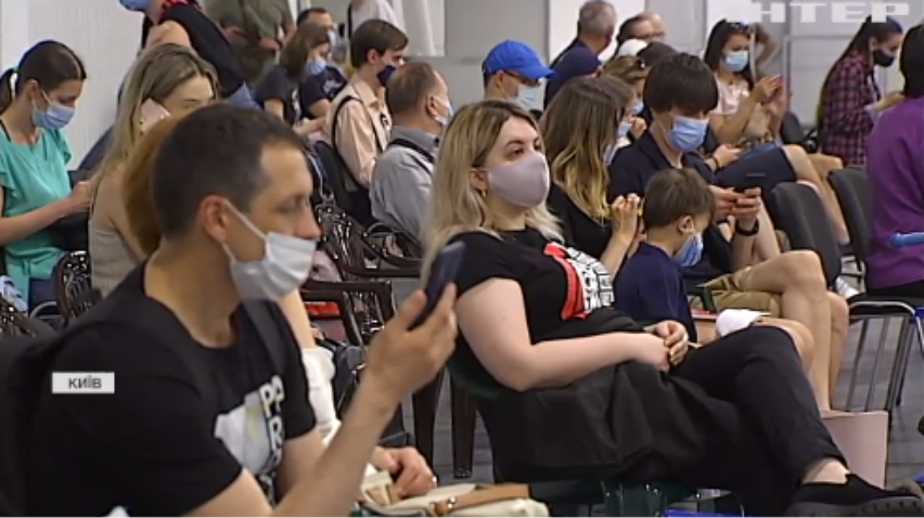 Вакцинація в Україні: чим щеплюють жителів?