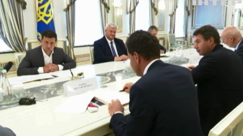 Президент обговорив інвестиції з представниками французького бізнесу