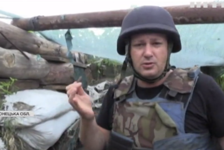 На Донбасі ворог активно обстрілює українські позиції