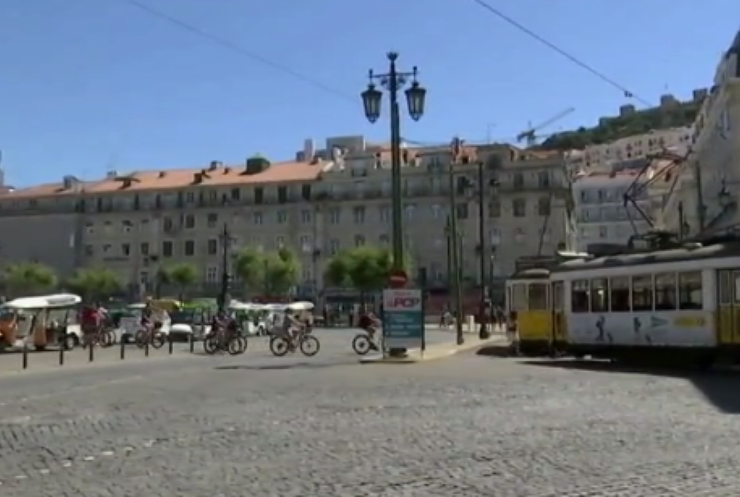 Столицю Португалії закривають на карантин