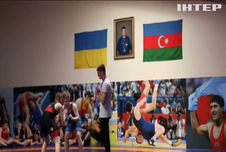 В спортивном центре "Бакинец" прошли соревнования по борьбе среди детей и юношей