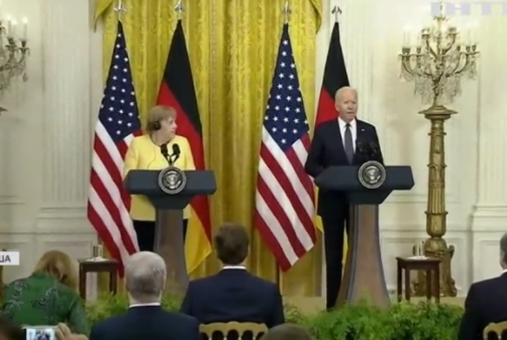 Байден та Меркель обговорили "Північний потік-2" та зміну клімату