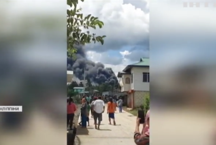 Авіакатастрофа на Філіппінах: загинули щонайменше 50 людей
