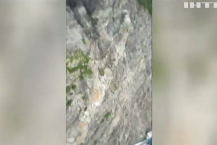 На Камчатці пасажирський літак зіткнувся з горою: загинули 28 людей