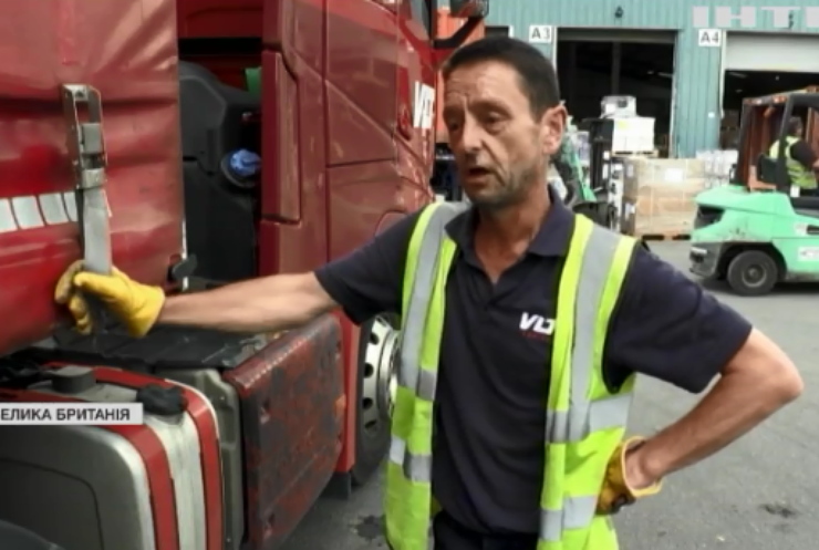 Британії не вистачає водіїв вантажівок: країна залишається без товарів з Європи