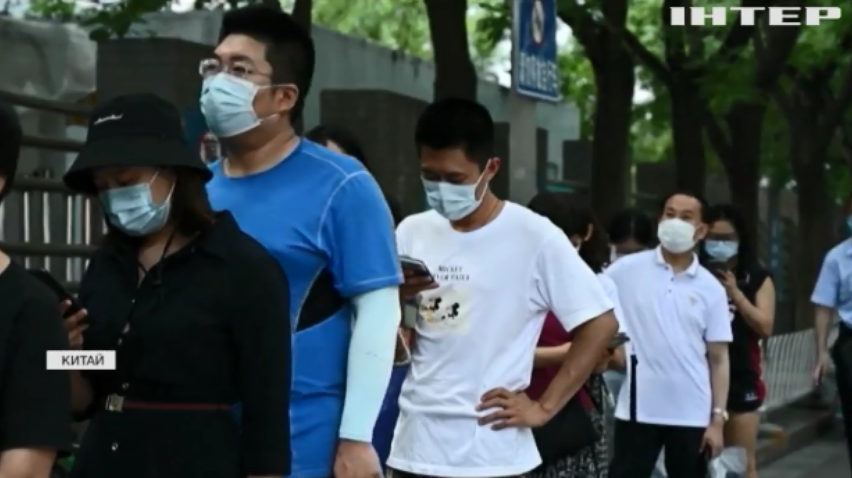 У Китаї фіксують новий спалах коронавірусу