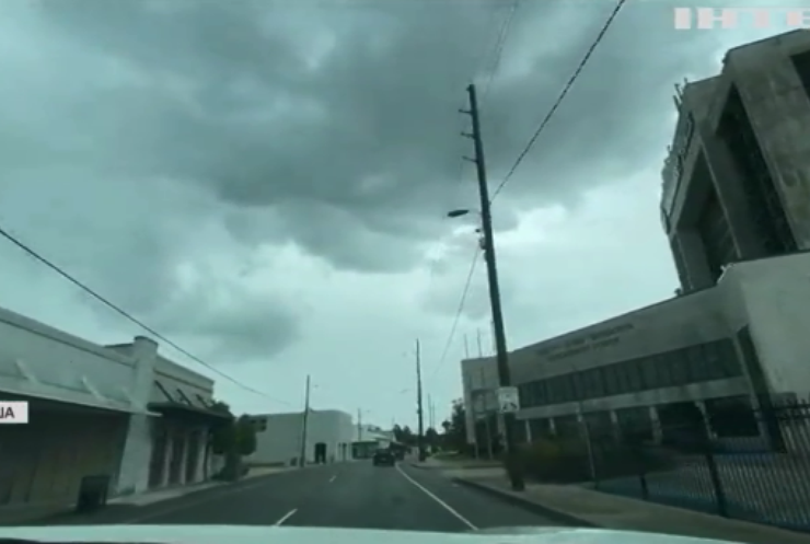 Сильніший за "Катрин": у США лютує суперпотужній тайфун