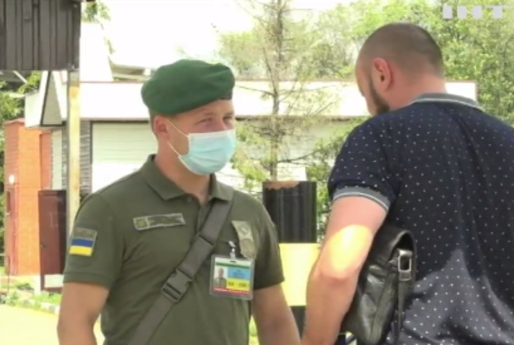 В Україні почнуть діяти нові карантинні обмеження перетину кордону