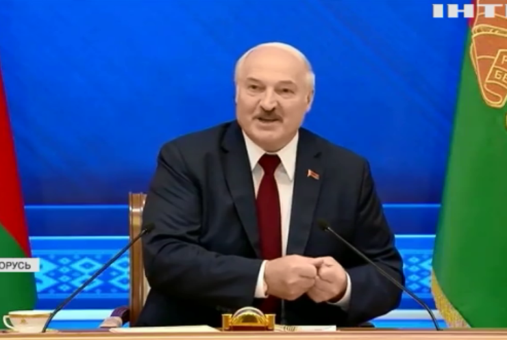 Олександр Лукашенко дав пресконференцію через рік після інавгурації 