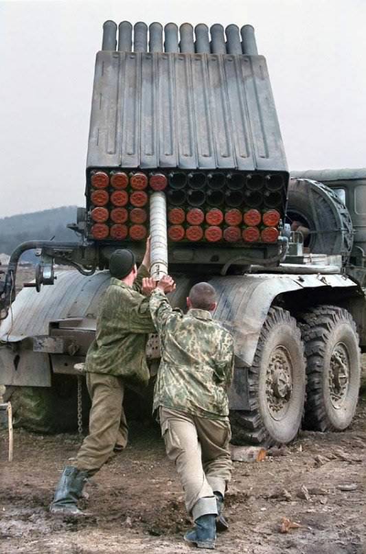 Солдаты из россии снова хвастают стрельбой по украине из "градов" (фото)